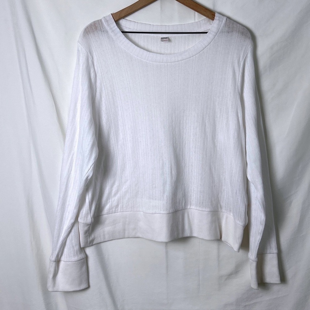 Old Navy ONLY White Oversized Cropped Long Sleeve Pullover Top Womens Size XL